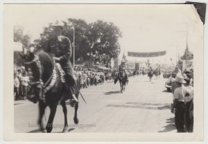 Walnut Festival Parade p1