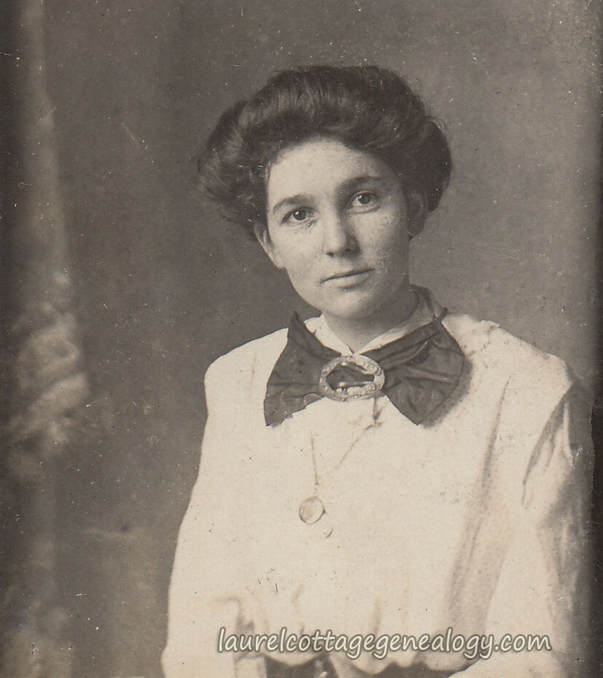 women’s hairstyles 1910s | Laurel Cottage Genealogy